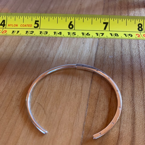 Pandora Signature Bracelet I-D Open Bangle - Picture 4 of 5